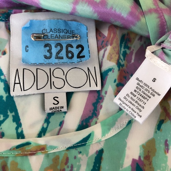 Addison Abstract Tank - Picture 7 of 8